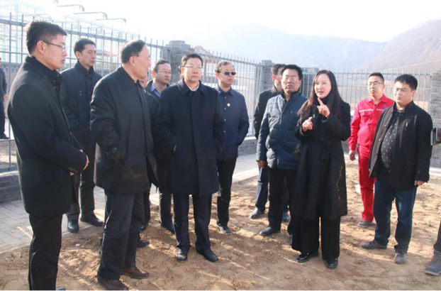 中央第六公海彩船6600督察组视察康坪村给排水及生涯污水处置工程